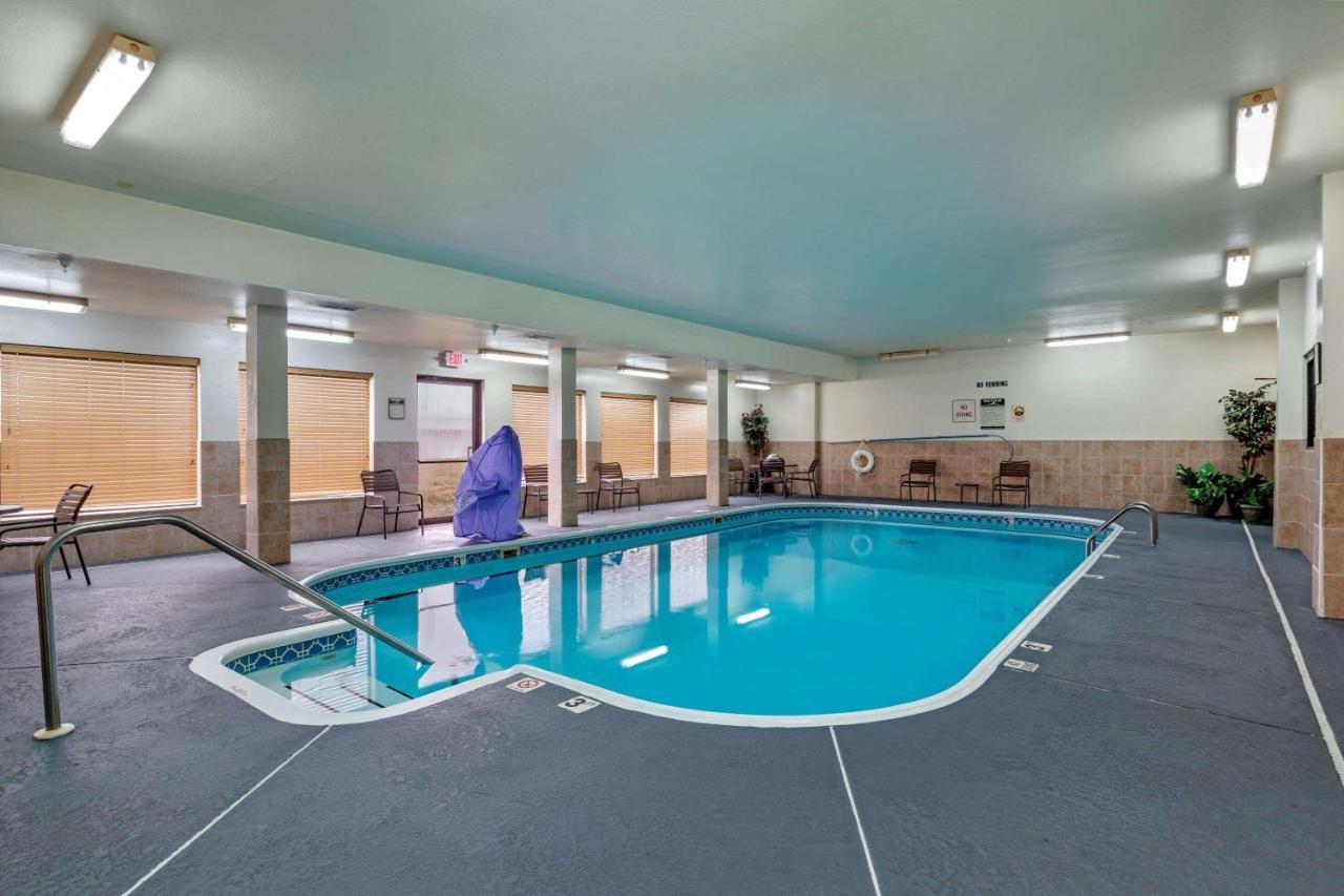 Hotel Western Clearlake Plaza