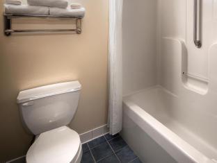 Western Clearlake Plaza Hotel