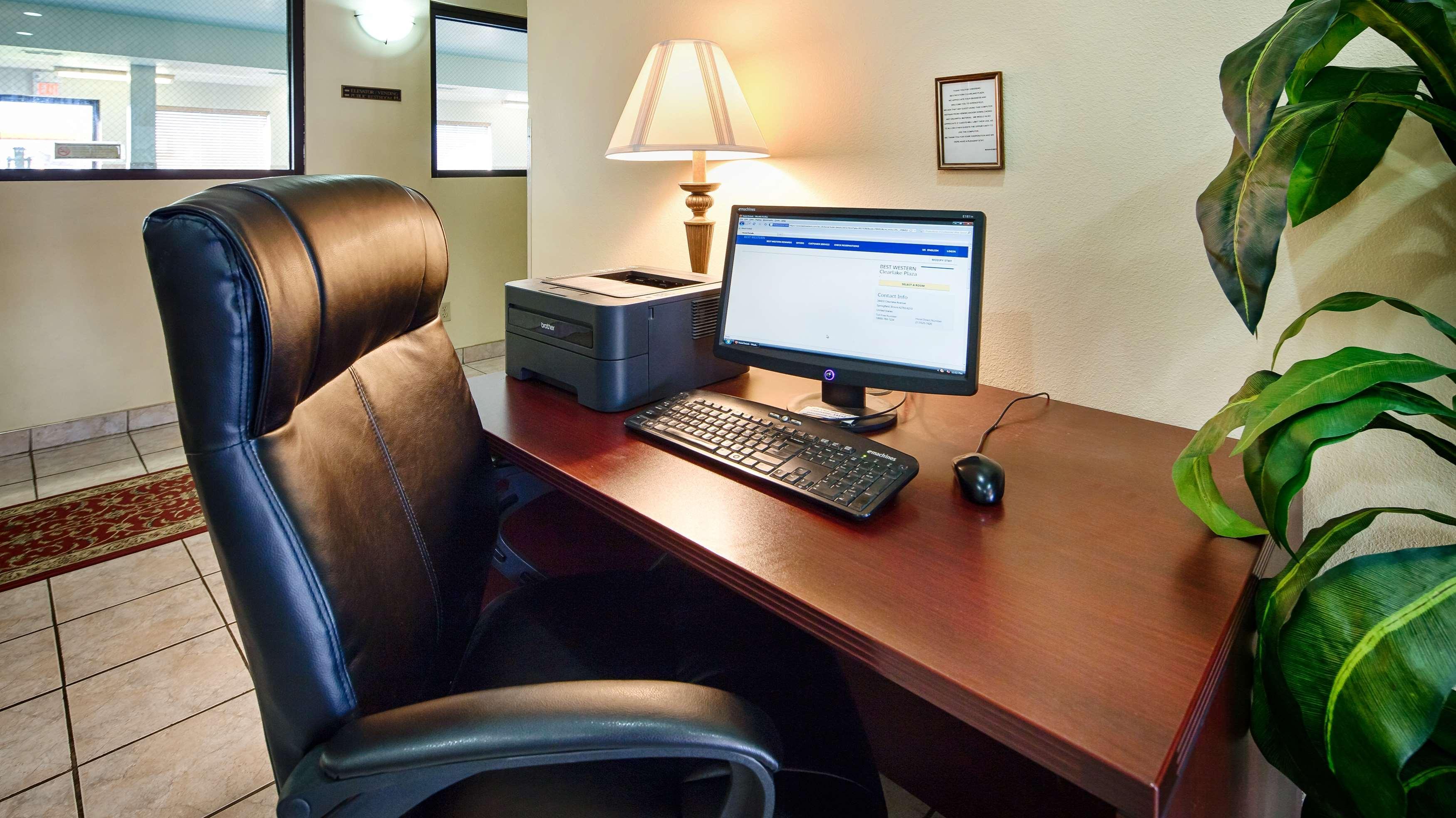 Hotel Western Clearlake Plaza 3*